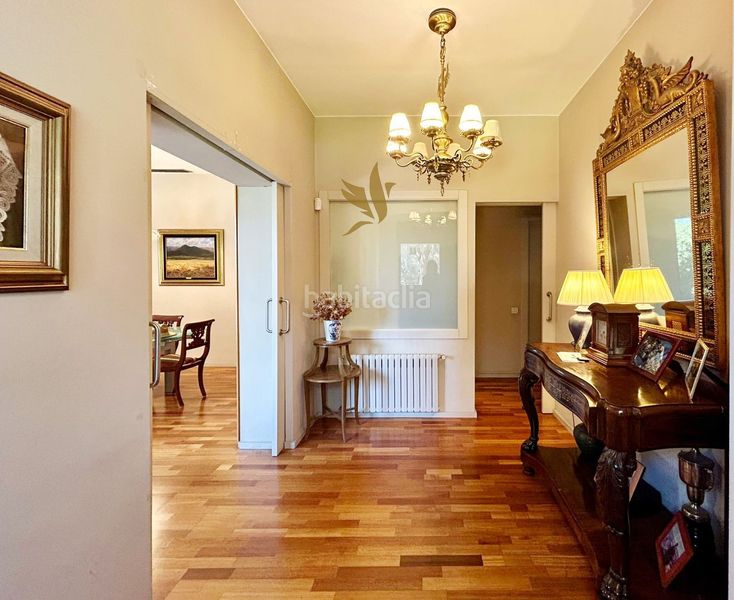 Foto e9c1686e-e19f-40d4-a099-0703f3a6dd0a. Casa amb calefacció aparcament a Sant Gervasi - Bonanova Barcelona