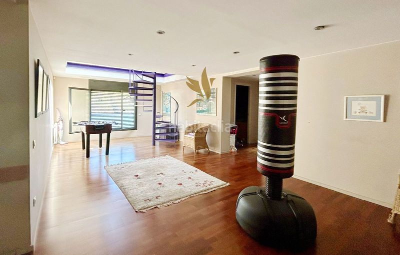 Foto ea01f594-9fd7-4a96-953c-d2d522bbe4e3. Casa amb calefacció aparcament a Sant Gervasi - Bonanova Barcelona