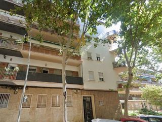 Appartement  Cienfuegos. Piso con gran potencial en sant martí