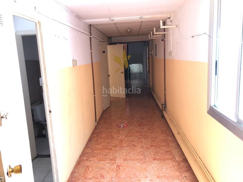 Foto 455b8290-ba96-46c0-93fb-95999fe3c6dd. Local comercial a Carmel Barcelona
