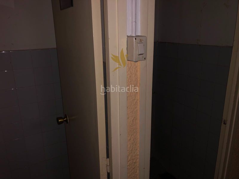 Foto af499a2a-0a96-4706-a21a-1614491646fd. Local comercial a Carmel Barcelona