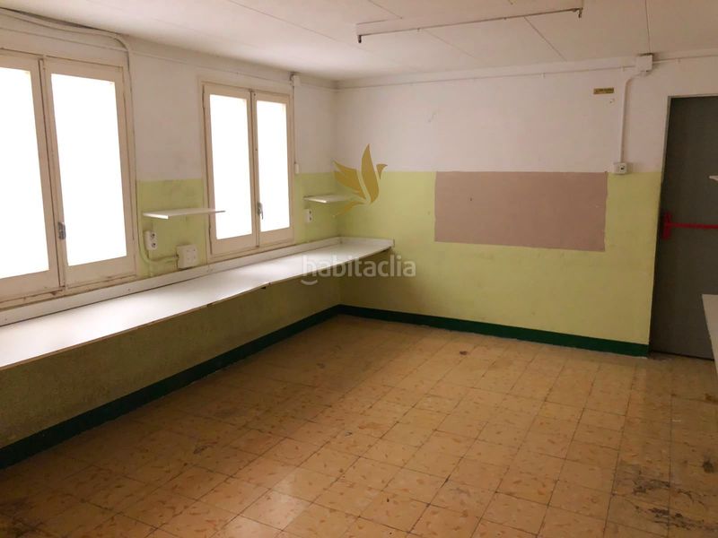 Foto cfe6d461-10b2-434e-8447-e7388cbaf3ed. Local comercial a Carmel Barcelona