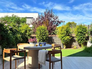 Chalet  Anselm clave. Casa de obra nueva con jardín, piscina y vistas al mar en vinyet