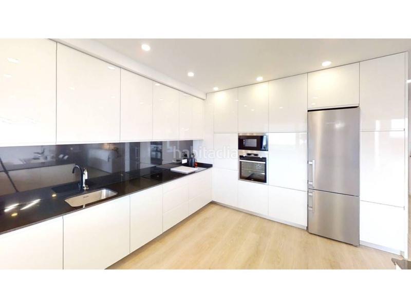 Foto 45e9479e-fbc4-482d-96ad-ca15d7f4f8e7. Rent flat with heating parking in Campos