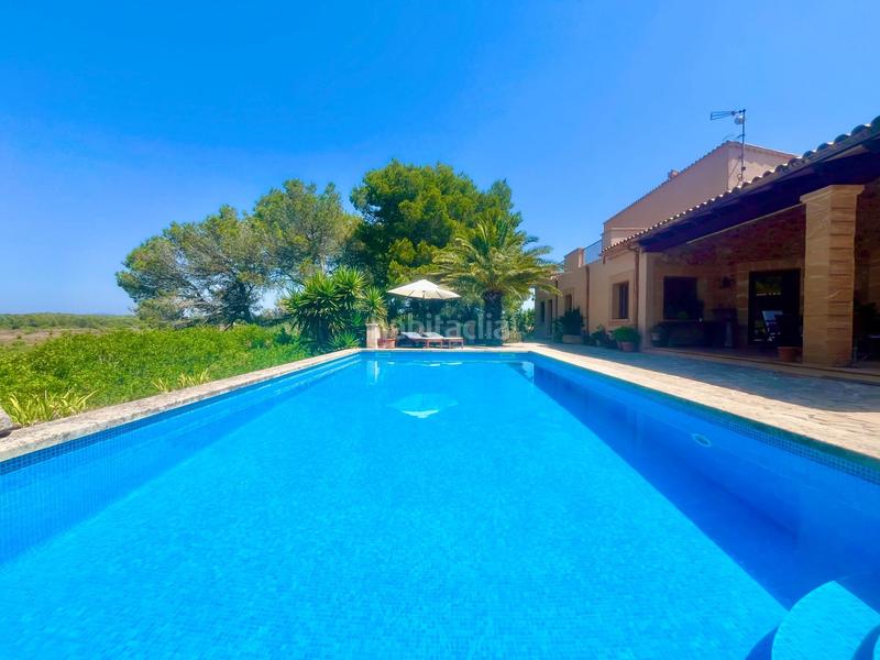 Foto 574ae17a-b8a5-4f72-b331-cd56631ad76f. Chalet with parking in Manacor centre Manacor