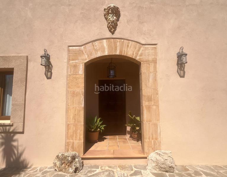 Foto a2e4f7f5-54cf-42e3-8b07-f02bbe449109. Chalet with parking in Manacor centre Manacor