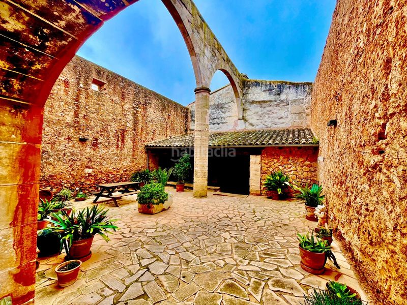 Foto a7b2f539-99d9-4972-9899-67ec60d6903c. Lloguer masia amb aparcament piscina a Zona Rústica - Interior Campos