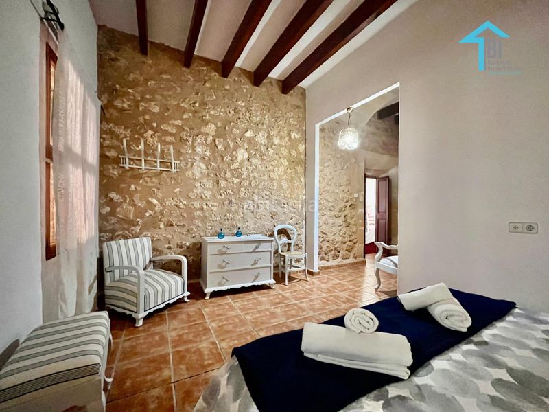 Foto ee1853af-84bb-49a1-8af6-e0f51aae5ae3. Lloguer masia amb aparcament piscina a Zona Rústica - Interior Campos