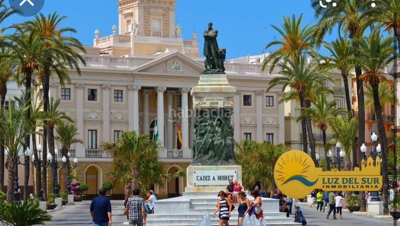 Foto 3fa3d5f7-98da-4d3c-a072-3578a6177321. Planta baixa a Centro Histórico Cádiz