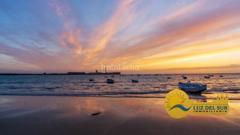 Foto f4bb47a3-1682-400c-8487-f00fc02c127e. Planta baixa a Centro Histórico Cádiz