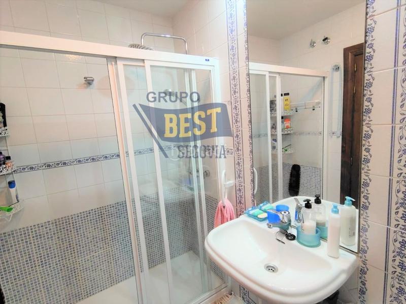 Foto 015d1501-6063-4e76-9222-877b3aabd2e8. Chalet gran chalet independiente con jardín, segovia en Sanchonuño
