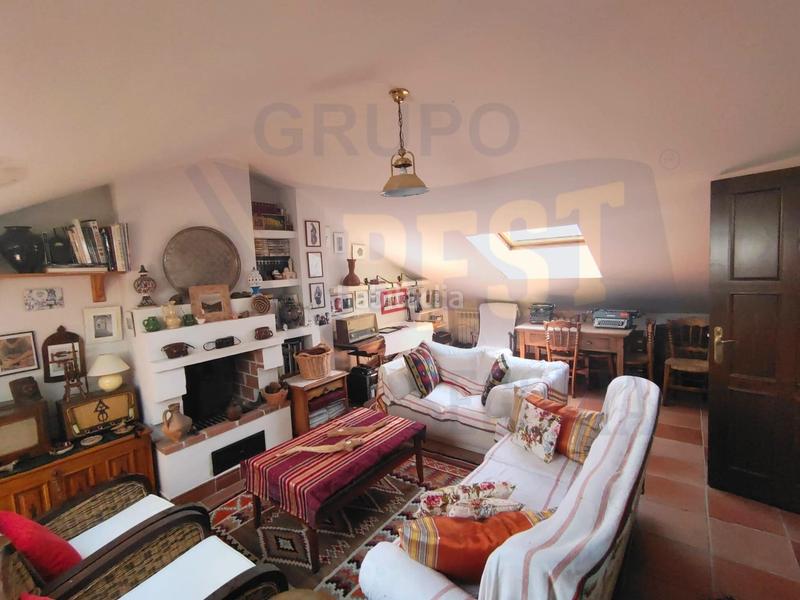 Foto 5cc653bd-d602-49c5-af07-8638cc70a07a. Chalet gran chalet independiente con jardín, segovia en Sanchonuño