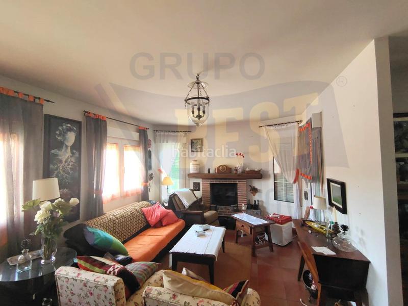 Foto d9baa97b-740f-4746-89a5-d2f91a68fcb3. Chalet gran chalet independiente con jardín, segovia en Sanchonuño