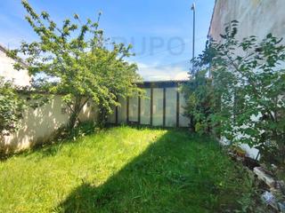 Chalet en Sanchonuo. Gran chalet independiente con jardn, en sanchonuo segovia