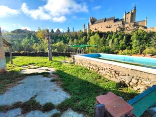 Maison à San Lorenzo - San Marcos. Finca urbana de 1000 m, en zona de san marcos segovia
