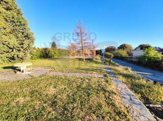 Chalet à San Cristóbal De Segovia. Finca con chalet, nave, piscina y jardín zona segoviasan cristob