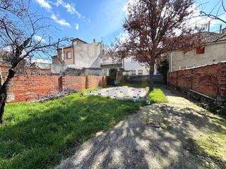 Casa a Zarzuela del Pinar. Casa con gran jardín,  en zarzuela del pinar segovia