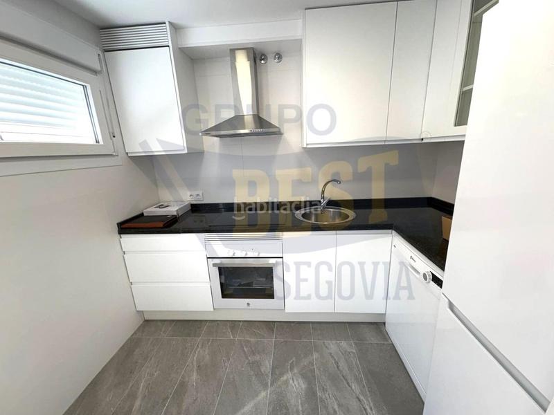 Foto 86d87898-a4ad-4333-9da8-731127b25449. Casa adosada amplio chalet adosado, con patio y garaje, en el sotillo la lastrillasegovia en Lastrilla (La)