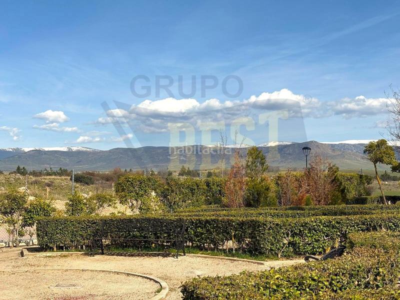 Foto b642e059-19c3-4f50-bfb0-fcb7477c68b0. Casa adosada amplio chalet adosado, con patio y garaje, en el sotillo la lastrillasegovia en Lastrilla (La)