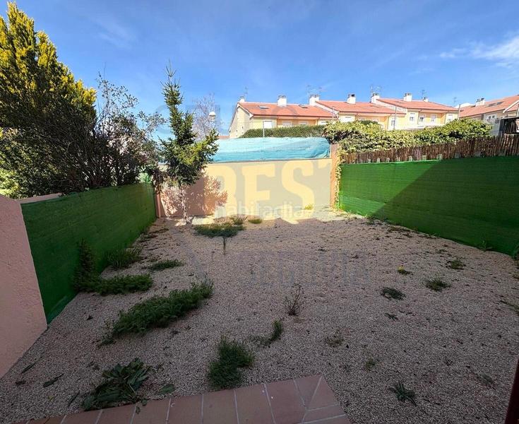 Foto da981e25-18f2-4ead-8963-0c5f7dd5090d. Maison jumelée avec chauffage parking dans Lastrilla (La)