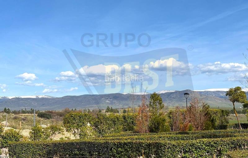 Foto e79bc5ff-48a0-4251-8192-b26303b52ad7. Casa adosada amplio chalet adosado, con patio y garaje, en el sotillo la lastrillasegovia en Lastrilla (La)