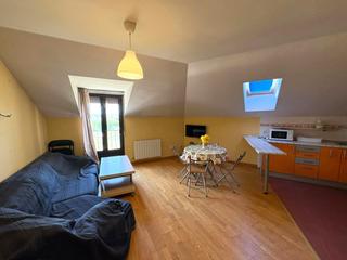 Àtic a Espirdo. Piso de 1 dormitorio, con plaza de garaje, en espirdo segovia