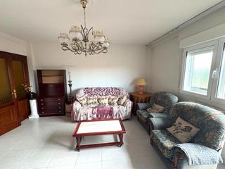 Appartement en San Lorenzo - San Marcos. Amplio piso de tres dormitorios y plaza de garaje, en zona va r