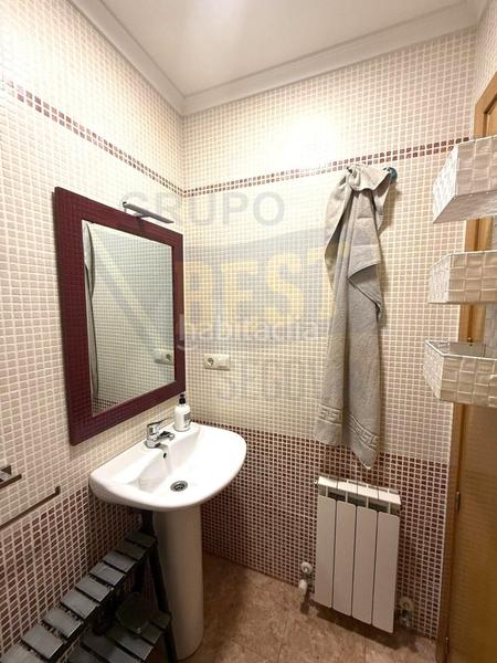 Foto 7348b296-66bf-4540-add7-bec1330ebe60. Semi detached house with heating parking in Roda de Eresma