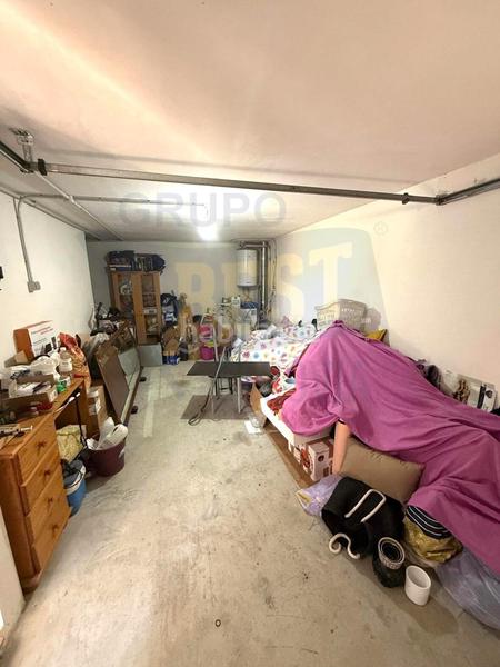 Foto 94e24478-4d84-4ddc-9a38-01c2040e951f. Semi detached house with heating parking in Roda de Eresma