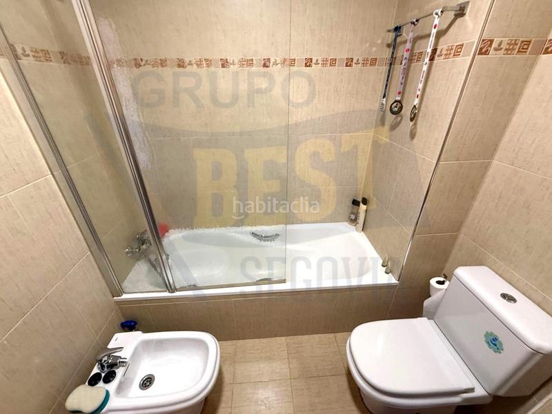 Foto ba5f32d9-eb85-41b0-97a3-15931591e96a. Semi detached house with heating parking in Roda de Eresma