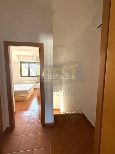 Foto ebaebb84-7be9-442c-82be-e40e9b49a3da. Semi detached house with heating parking in Roda de Eresma