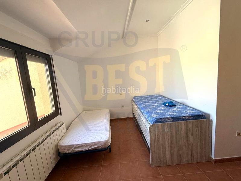 Foto f10e1416-ee17-4632-b2d2-3bd62f43e4db. Semi detached house with heating parking in Roda de Eresma