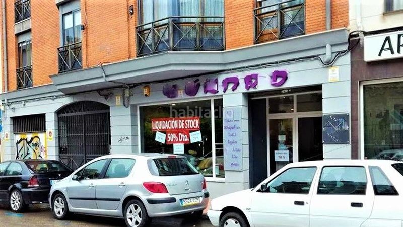 Foto d95b6797-36bb-4555-918b-480b3a9af6e6. Rent business premise with heating in Centro Cuenca