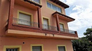 Casa a Plaza cervantes 6. Casa 3 plantas (posibilidad de 4) construcción reciente, nueva a