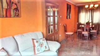 Casa adossada  Calle joaquín rodrigo. Chalé adosado, construcción reciente, 170 m2, salón-estar, 3 dor