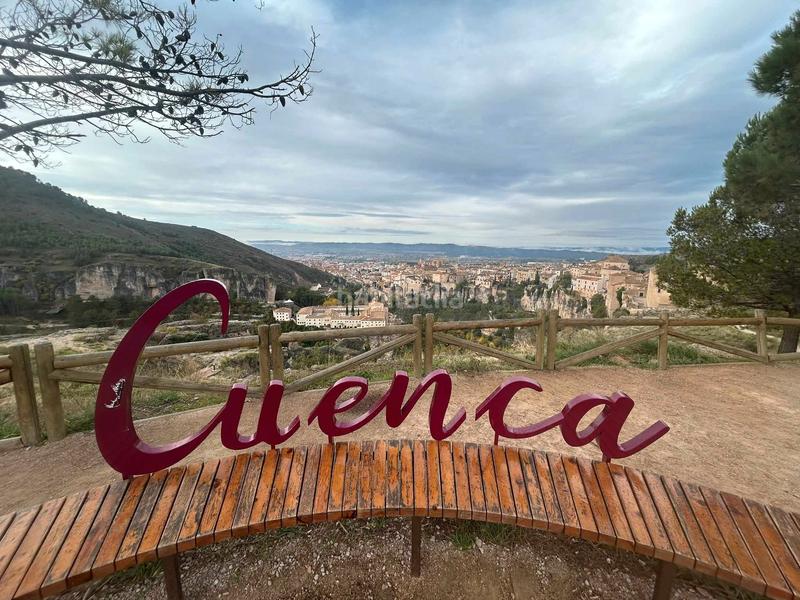 Foto 1b65fc5e-ab36-4c4d-9556-e2f1377b5c89. Casa in Casco Histórico Cuenca