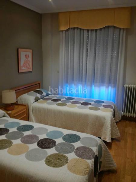 Foto ae8446a8-6052-4f9a-81ce-6aa984739fe0. Apartamento  residencial universidad, excelente estado en Cuenca