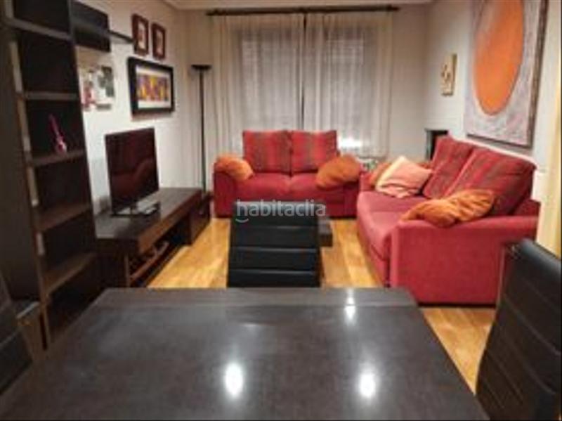 Foto d4abcb4a-2323-4bb3-9d47-7fa2ecbc2f1f. Apartamento  residencial universidad, excelente estado en Cuenca