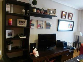 Lloguer Apartament  Calle de pedro almodovar. Apartamento residencial universidad