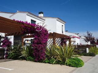 Casa adossada  Alfred sisley. Casas  en la mejor zona residencial de cambrils