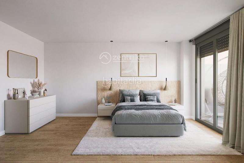 Foto f75606a1-fed4-4d42-814c-ed53a3092579. Piso  , con 107 m2, 3 habitaciones y 2 baños, piscina, garaje, trastero en Salou