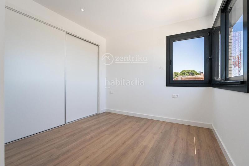 Foto 32d9cc98-47fd-413f-a4ec-63f5cca7eadc. Casa adossada amb aparcament a Quatre Camins Cambrils