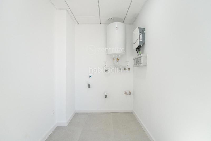 Foto 36c3f2ba-6885-4e14-9dbe-7c09c528e1da. Casa adossada amb aparcament a Quatre Camins Cambrils