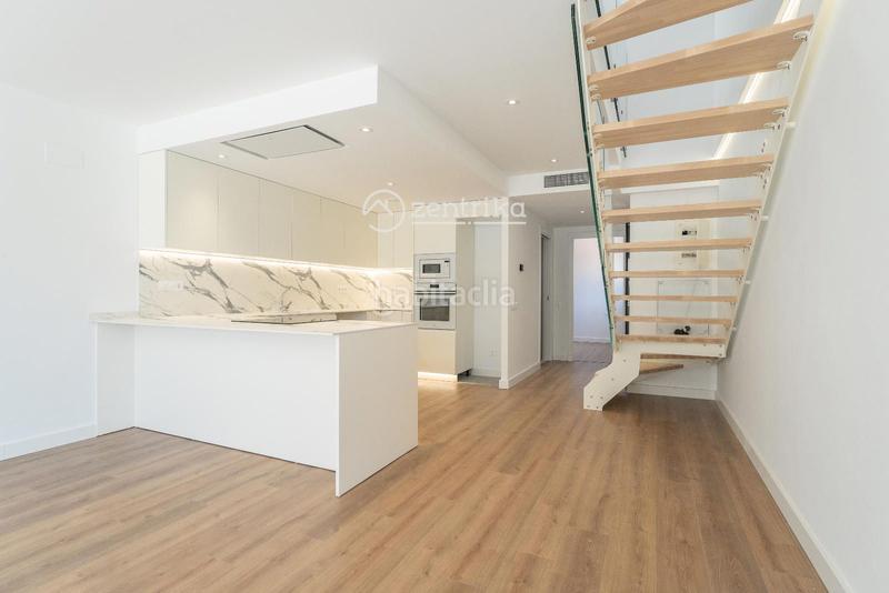 Foto 3ac0adf0-c4f0-4395-9f26-97d5c4e175fb. Casa adossada amb aparcament a Quatre Camins Cambrils