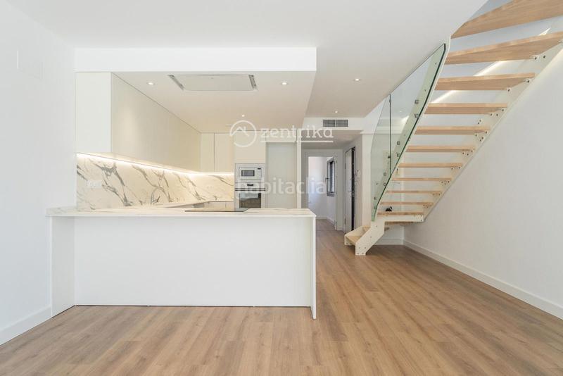 Foto 5bc4bf04-8f53-442e-8c3d-c8bf87824ddb. Casa adossada amb aparcament a Quatre Camins Cambrils