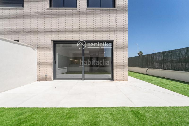 Foto 97daab7a-b586-419e-a733-3b614d3f825b. Casa adossada amb aparcament a Quatre Camins Cambrils