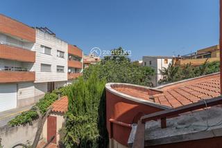 Xalet  Ar s rafael. Chalet independiente en la selva del camp.