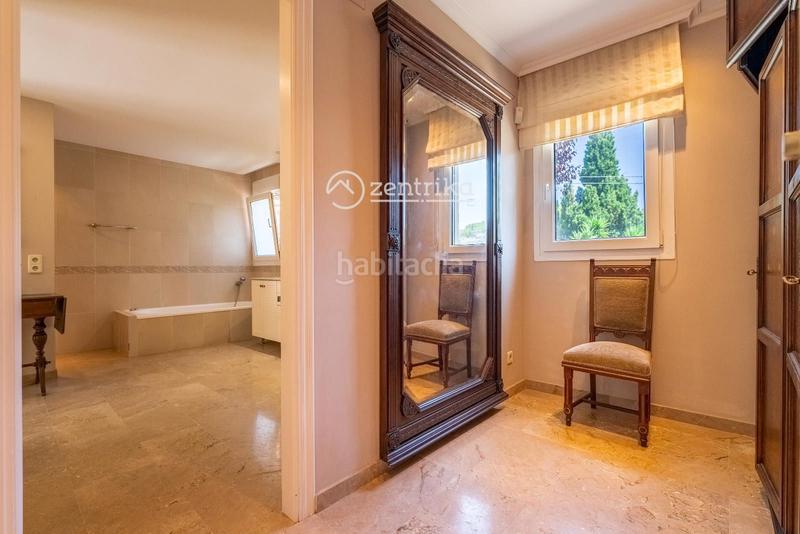 Foto 14a6c29b-41c6-44e8-ad39-67424e30f255. Casa finca exclusiva con casa, molino, casa apartamento y nave en Cambrils