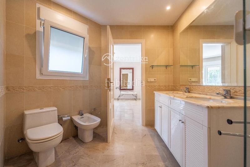 Foto 14c05c55-effb-403d-a1f8-0009a304acdc. Casa finca exclusiva con casa, molino, casa apartamento y nave en Cambrils