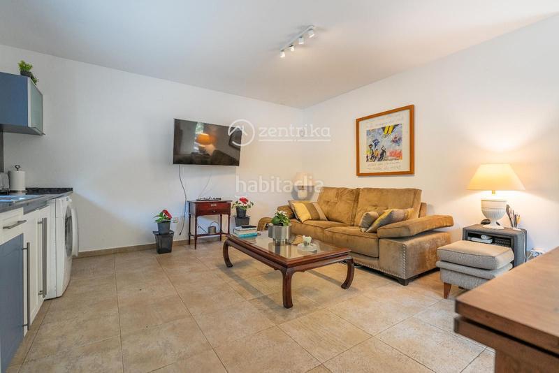 Foto 4b038337-3428-471b-899a-ef3c0725cb24. Casa finca exclusiva con casa, molino, casa apartamento y nave en Cambrils